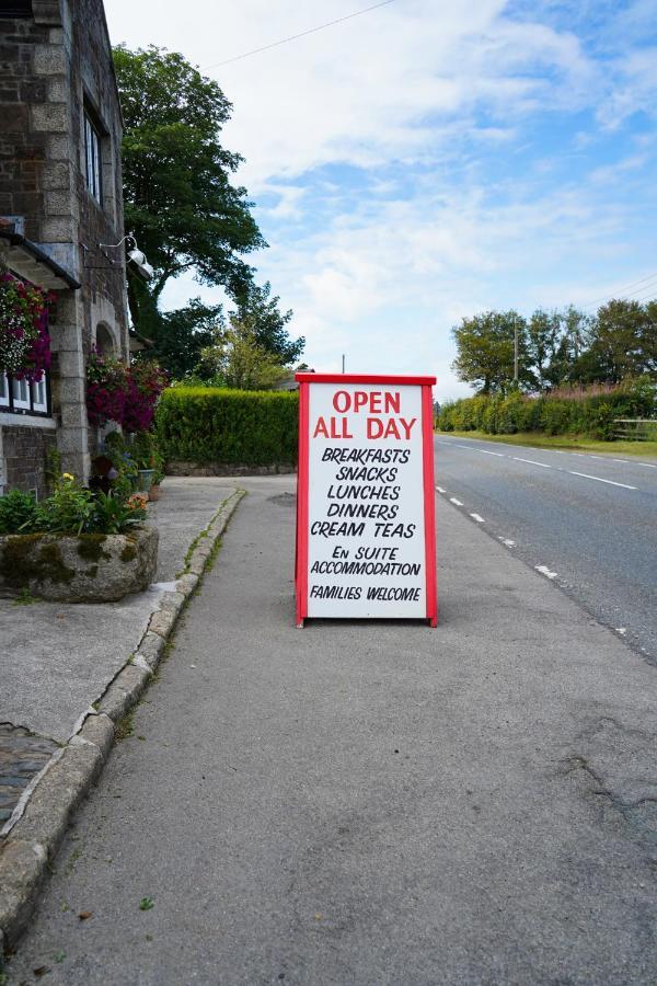 Fox & Hounds Hotel Lydford Exterior foto